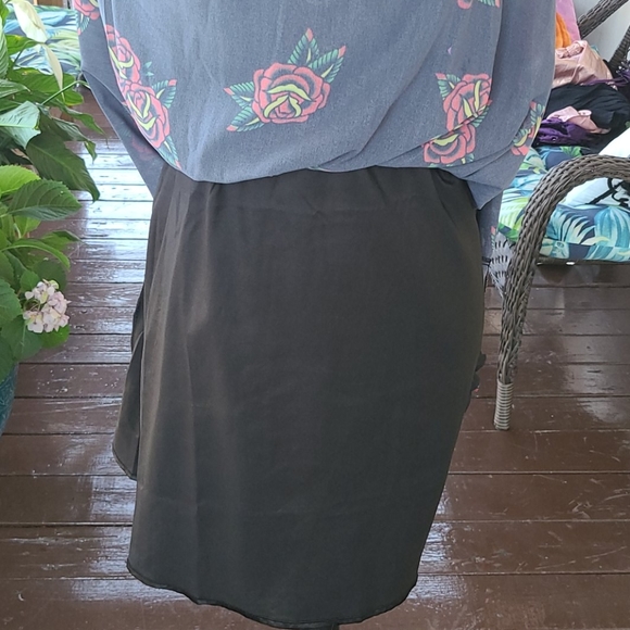 Dress - Picture 6 of 7